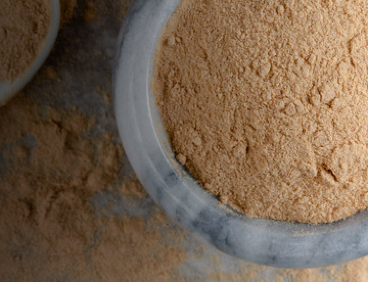 Lucuma fruit powder